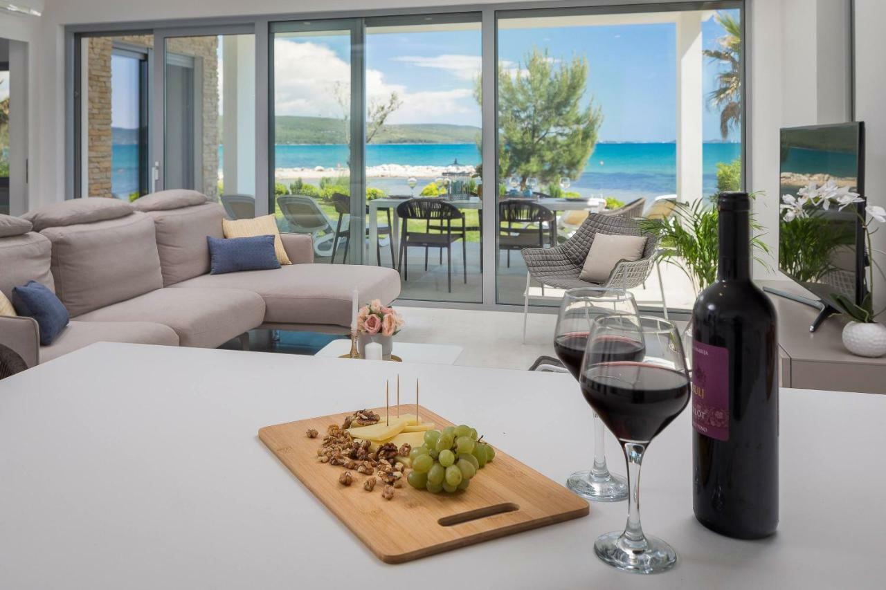 Sukošan Luxury Design Beach Front Apartment מראה חיצוני תמונה