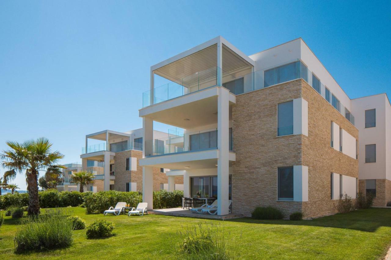 Sukošan Luxury Design Beach Front Apartment מראה חיצוני תמונה