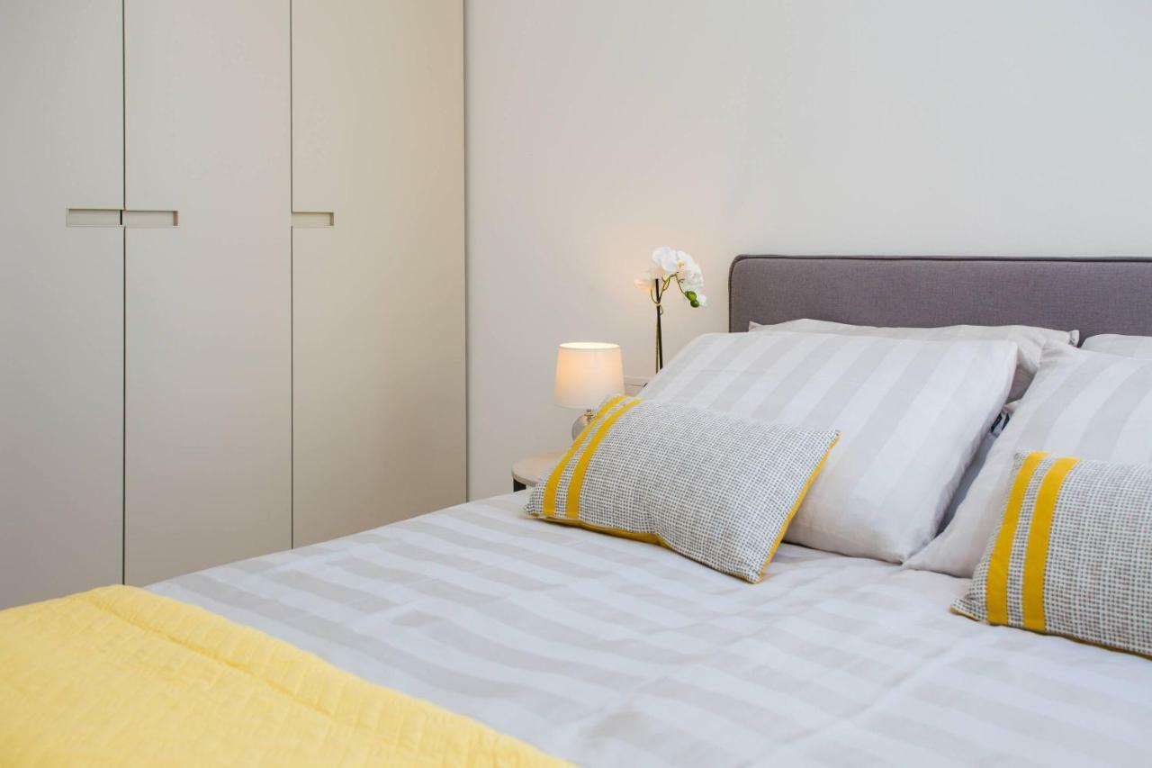 Sukošan Luxury Design Beach Front Apartment מראה חיצוני תמונה