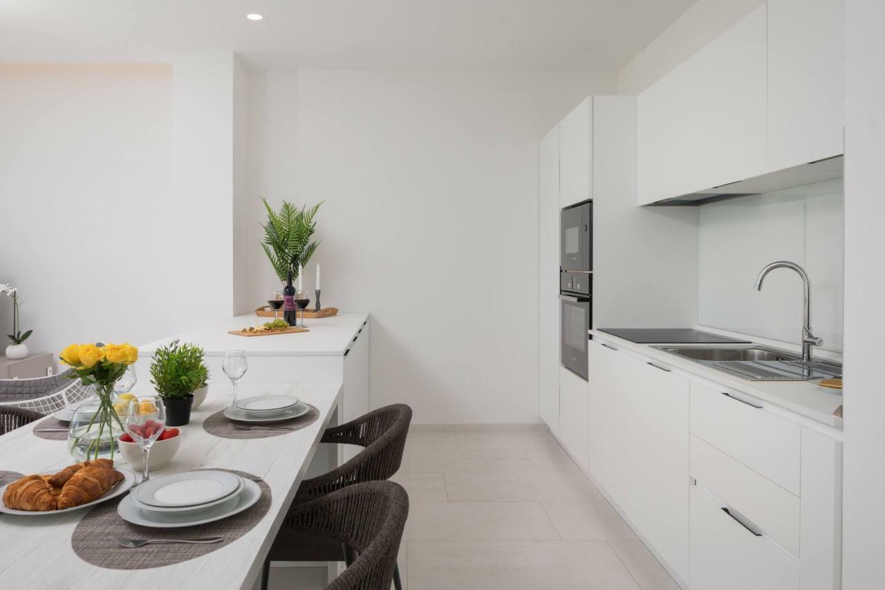 Sukošan Luxury Design Beach Front Apartment מראה חיצוני תמונה